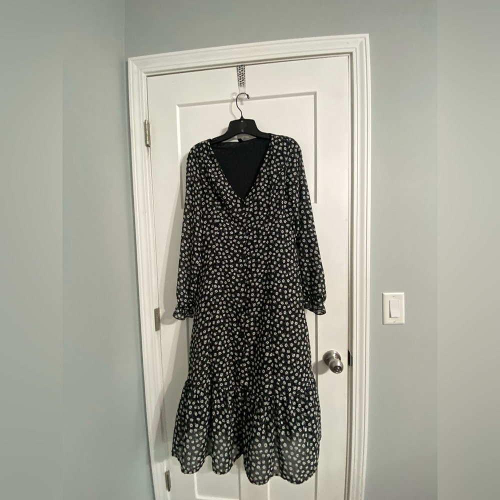 Divided Black and White Long Sleeve Dress